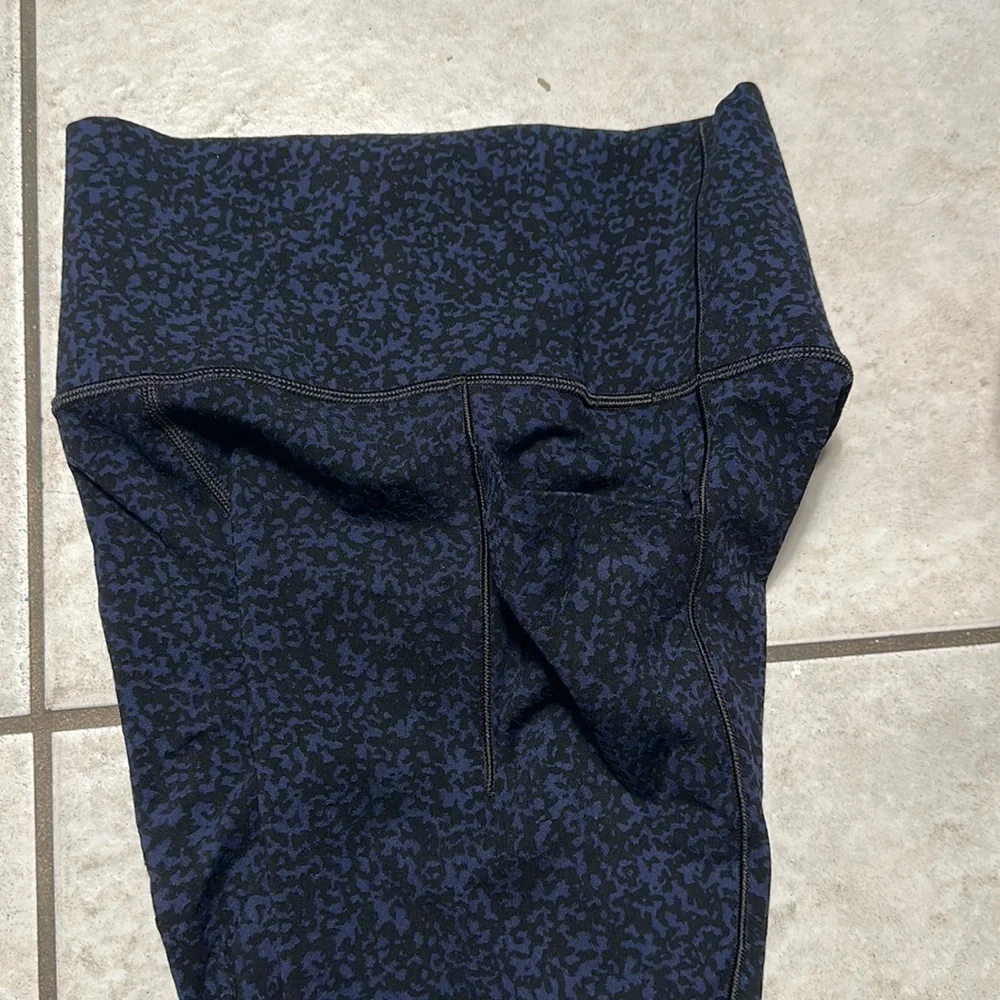 Athlete‎ Salutation Stash Pocket Gravel Tight Leggings